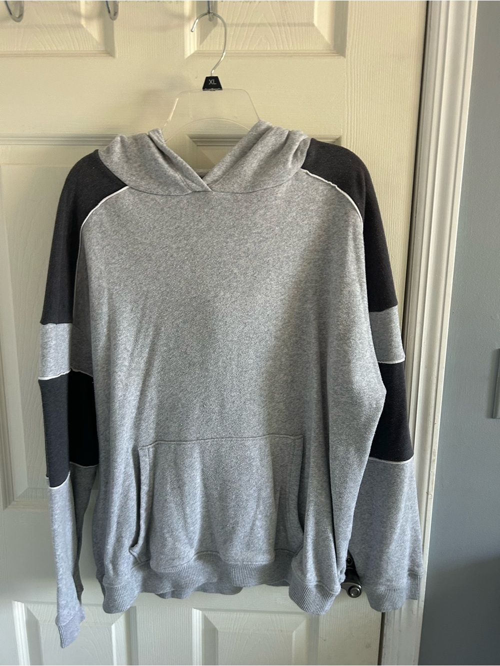 American Eagle Outfitters Gray and Black Colorblock Hooded Sweatshirt